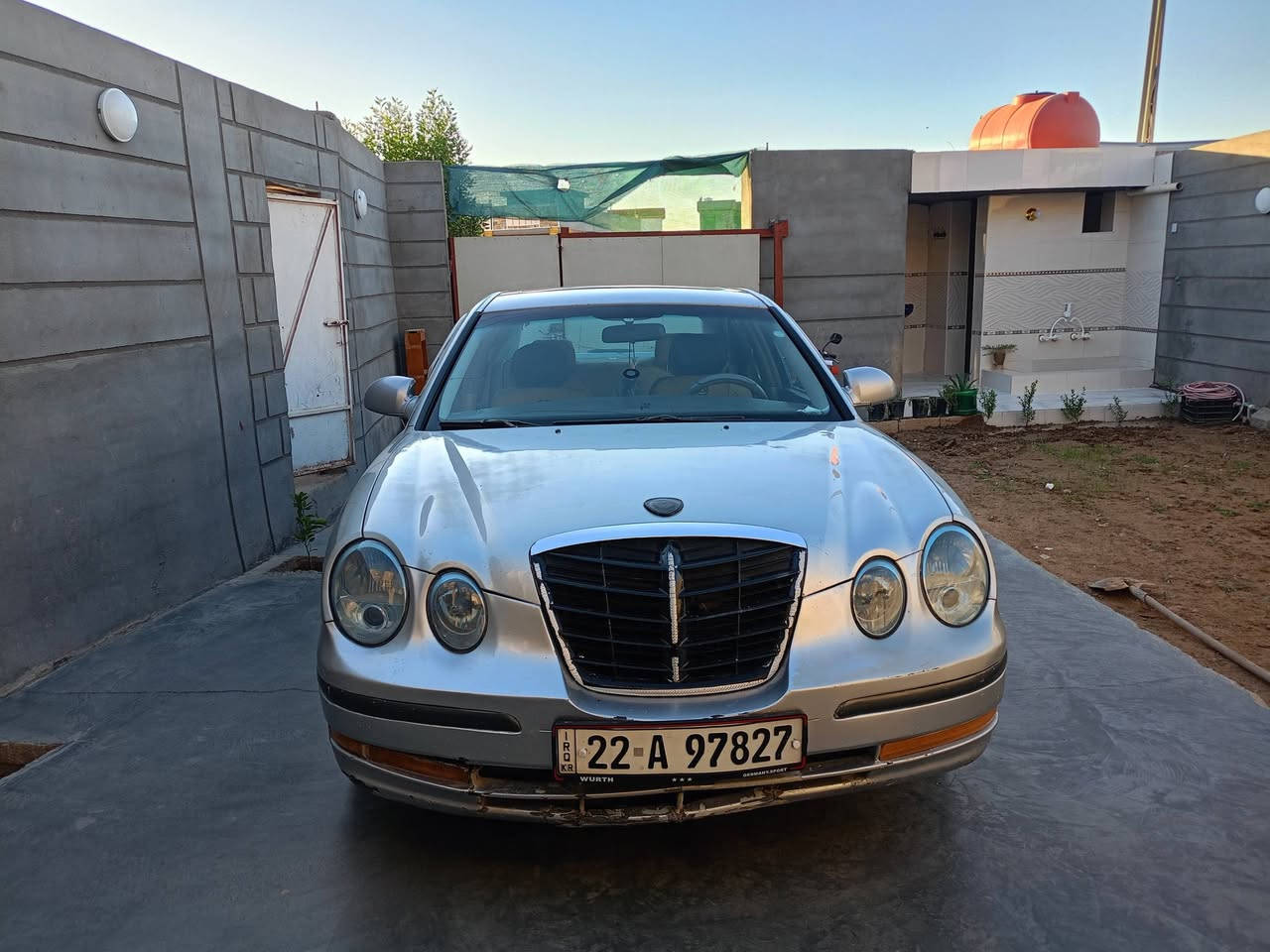 سياره للبيع او المراوس حتى لو انطي فرق 
كيه اوبرس 2004 كير ومحرك ياباني افلون السعر 60 وبي مجال للشراي *********** غير متواجد على الانترنت
