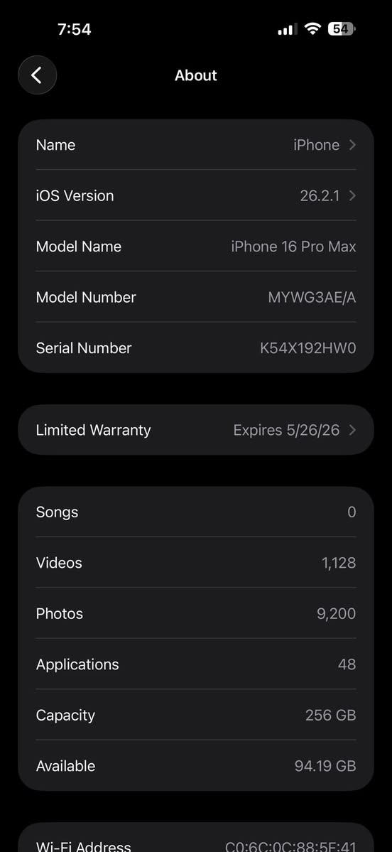 السلام عليكم يتوفر ايفون ١٦ برو ماكس بطارية ١٠٠ مشحون ٢٢٦ السعر مليون و٣٥٠ الف التواصل ***********
