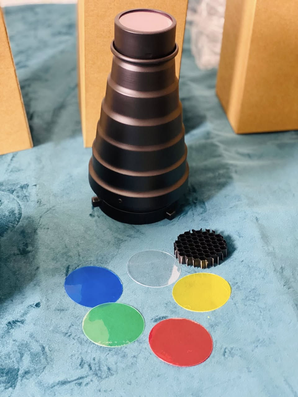 بقعه سنوت اشكال والوان 
جديد غير مستخدم 
مكاني بغداد متوفر توصيل 
***********
