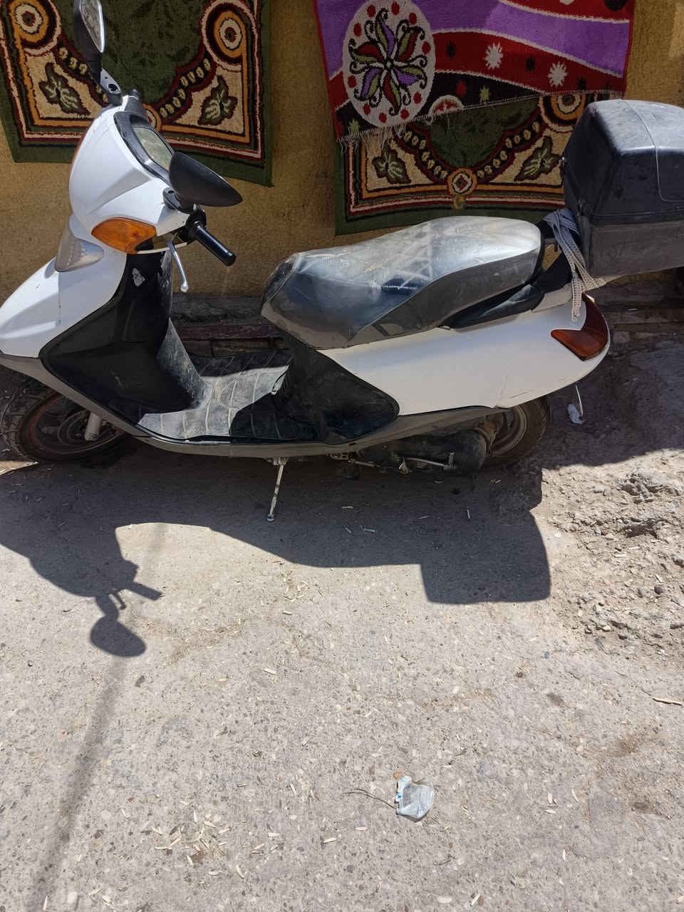 السلام عليكم سبيسي ياباني امجفت مره وحده السعر 550 بيه مجال العنوان كوت العزه الجديده الاتصال على ***********
