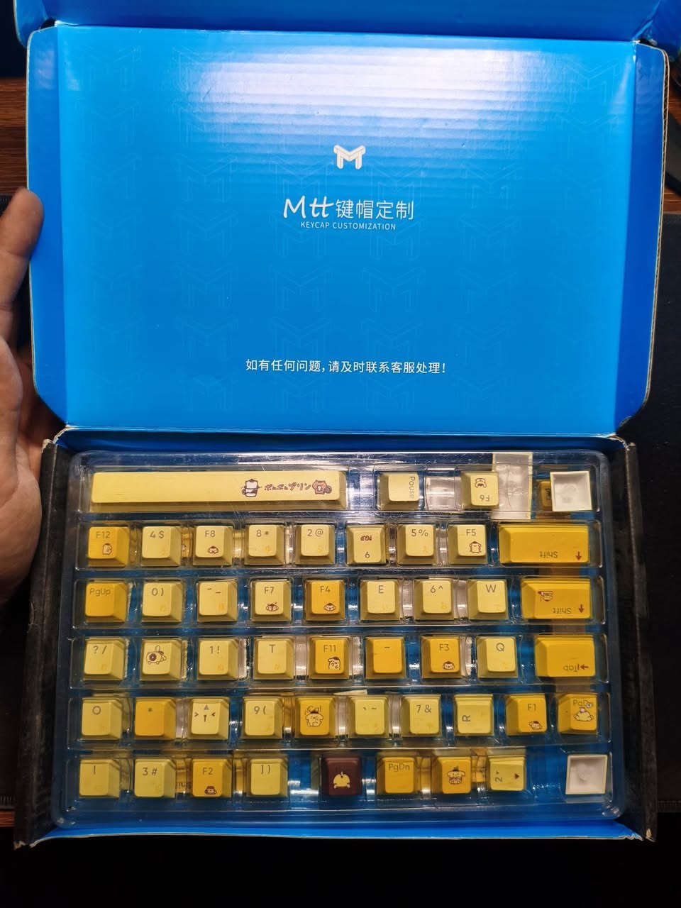 سلام عليكم 
شاشه حجم 15  فول فول 4k 120hz
جديدة 
السعر 140 وبيه مجال 
سماعة كورسير ابيع فحم ب 8
كرت مال انترنيت جديد هوه و انتينا مال asus ب 35 
مكاني بصرة


**إذا كنت صاحب هذا الإعلان وتريد حذفه لأي سبب، رجاءا أرسل رسالة إلى الدعم الفني**