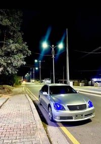 كراون شاهينه ٢٠٠٥ للبيع كلك بدون ارقام ثلث قطع تبريد  برده كهرباء  كشن...