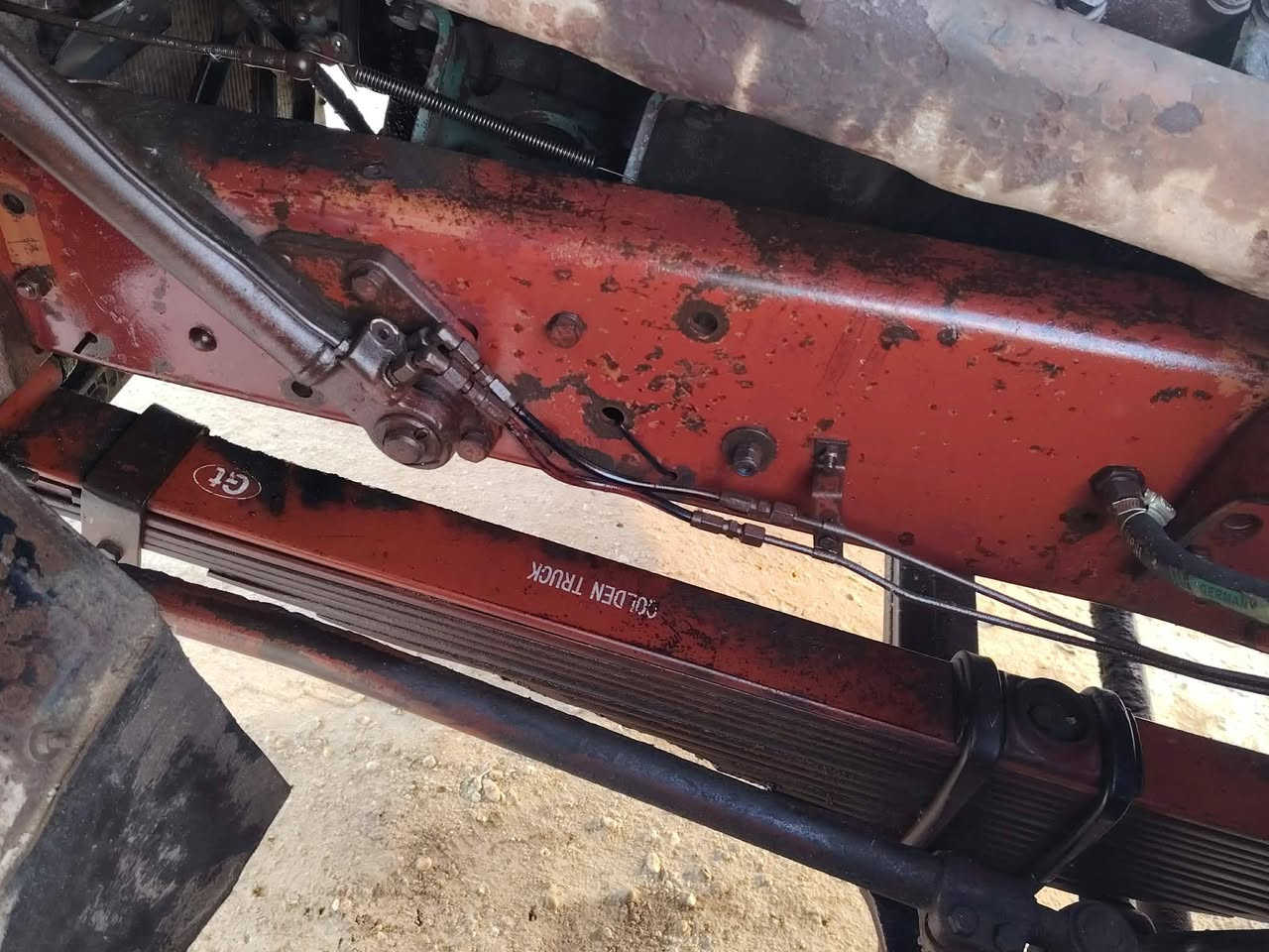 ياالله السلام عليكم ورحمة الله تك للبيع موديل ٧٥ شاصي وقماره مابيهن صبغ مكينه ٨ كير ٢٥ أكسل جيف شاصي كله براجيم رقم أنكليزي مداور مباشر مكان بابل الحله رقم التلفون *********** غير متواجد على الفيس مكلف بنشر
