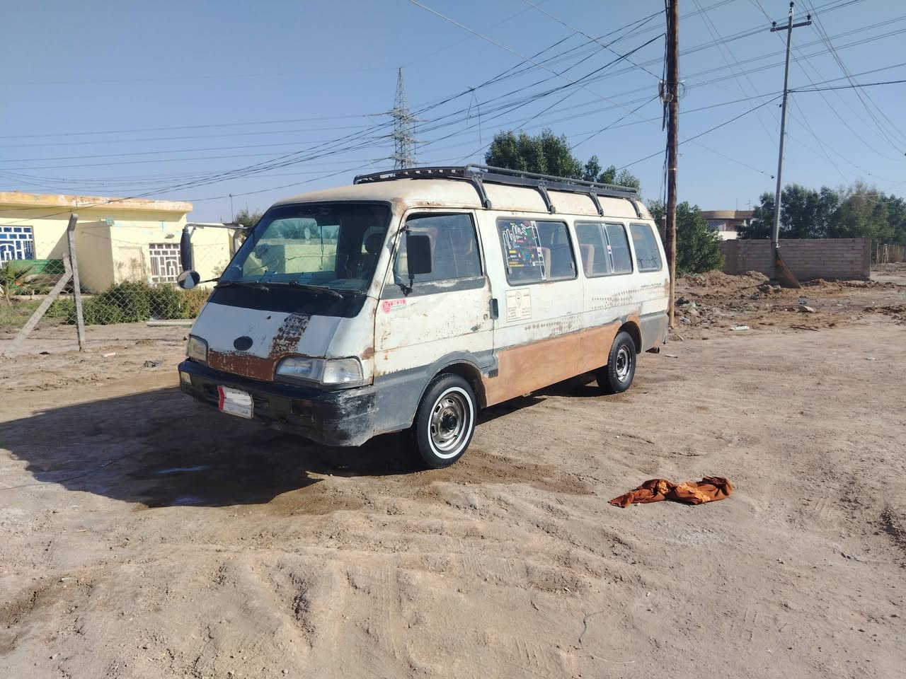 كيا اسيا95سنويه ساقطه من ال 19راعيها بغداد تريد وكاله اتريد مداور مصلحه استوه دواخل حلوة ونظيفه  عليه هيئة وغرامات  تنقطع من افىوسه  رقم مشروع وطني بصرة
مكينه وكير بالجيس وبور  بالجيس ***********
