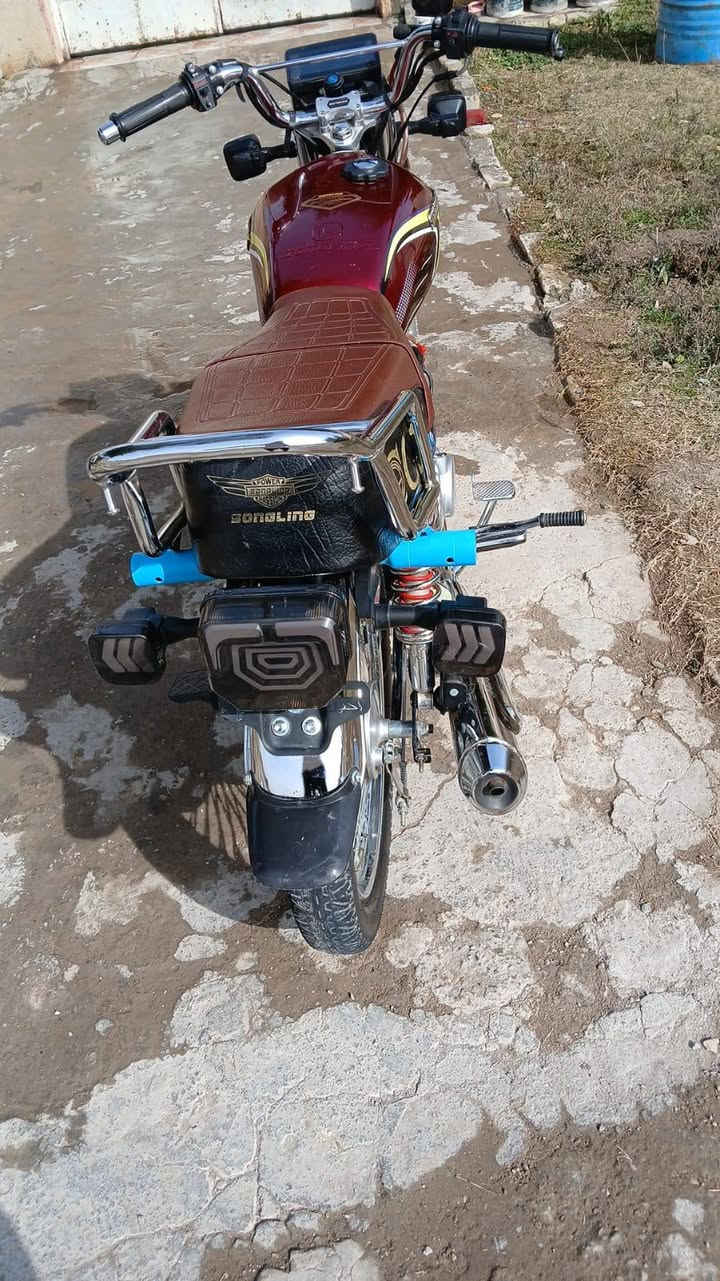 سلام عليكم دراجه تايكر للبيع موديل 25زيرو بعده كفاله عامه مكينه مامفتوحه اوراقه كامله سعر 650وبيه مجال مكان ديالى بعقوبة تقاطع ساده استفسار على هاذا رقم ***********
