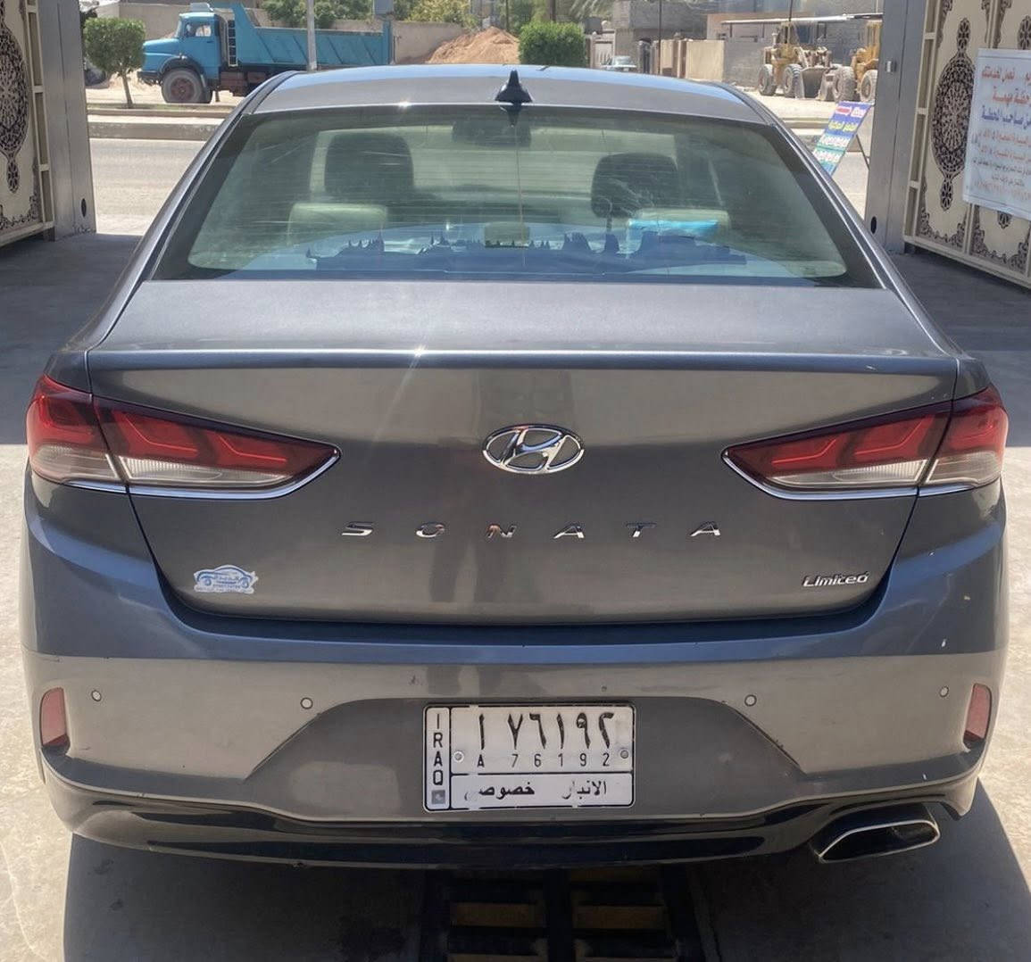 السلام عليكم
سوناتا 2018
وارد امريكي 
فول مواصفات LIMITED 
رقم انبار مشروع وطني 
بيه جاملغ صبغ فقط بدون ايرباك
ماشيه55 فقط
الحادث موضح بالصور 
السعر 140$وبيه مجال بسيط 
السياره جاهزه من كلشي مابيه اي نقص 
للاستفسار 0781111346
***********
