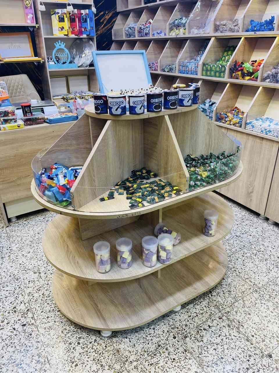 رفوف جديده مستخدمه ٣اشهر جديده حطاطه للبيع كامله شلع محل كامل السعر قيم بل يرضي الله تريد مع البضاعه او بدون بضاعه ***********موقعي الفلوجه الكماليات مقابل مول الساهره
