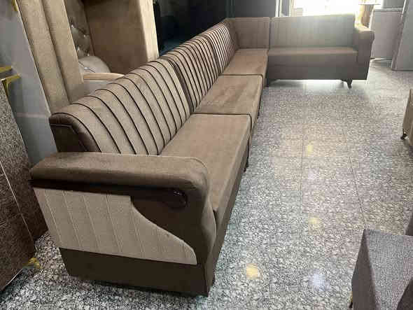 بسعر 390 الف تخم ديوان شغل فول بلوك اسود  👑✨👇 ⚜️زورونا تجون كل ماهو جديد ⚜️جميع الالوان متوفر مختلف الموديلات والقياسات   👑☎️✨   كربلاء حي العامل شارع المستوصف مقابل مركز فحص الوافدين  للاستفسار الاتصال ☎️***********☎️***********
