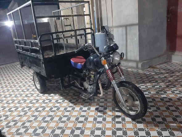 للبيع ستوته
كير محرك شرط 
شغاله كامله
  كهربايات شغاله 
سلف هندر  شغاله 
دبلات كدام  جدد
سعرها380وبيها مجال 
مكان بيجي حي التاميم 
***********
***********
