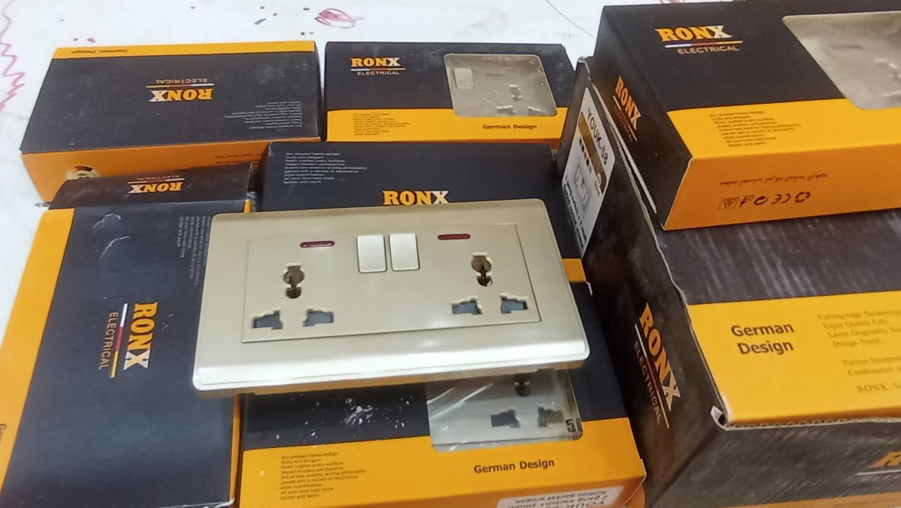 سلام عليكم ورحمه الله وبركاته بلك سويج مزدوج المنشأ ألماني أقل طلب كارتون الكميه محدوده جدا سعر القطعه ب٢٠٠٠تعبئه الكارتون ٦٠قطعه تويصل متوفر لكل المحافظات اخوان لتذكره المنشأ ألماني لتواصل ***********
