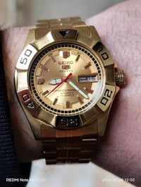 سيكو 5 سبورتس • اوتوماتيك • ٤٢ملم