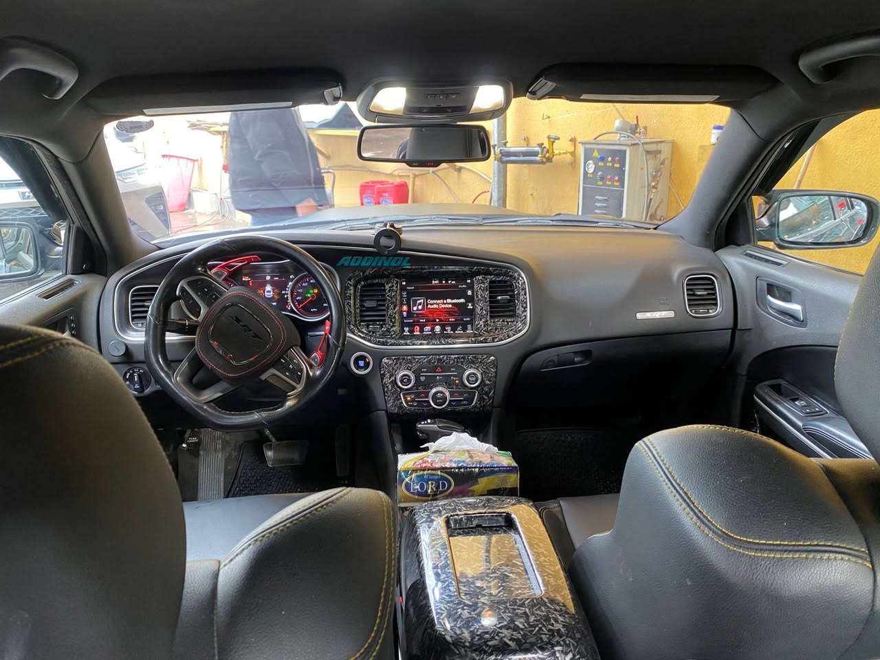 charger RT 5.7 
السيارة مديل 2016 
فول مواصفات للاخير 
بصمة 
تشغيل عن بعد 
شاشا كبيرة 
سوبر تراك باك 
الكراسي تدفئة تبريد 
هيتر ستيرن 
الكراسي خزن ميموري  
الكراسي الخلفية تدفئة 
نقاط عميات 
حساسات خلفي امامي 
السيارة بعد كلش هواي مواصفات بيهة 
السيارة بيهة دبات اصلية 
السيارة كلشي بيهة جديد 
السيارة مبولشة وجاهزة للاخير 
الصدر والميزانية جديدة 
كير مكينة جدد 
المكينة مبدلة جديدة زيرو 
السيارة حادث بنيد 
والسيارة مصبوغة حزام حزام حزام 
وسونرهة موجود بدون شاصي ولغد 
السعر 157 بيهة مجال حك الجية فقط 
مااكطع سعر على التلفون 
مكاني بغداد الغزالية او الجادرية 
***********
