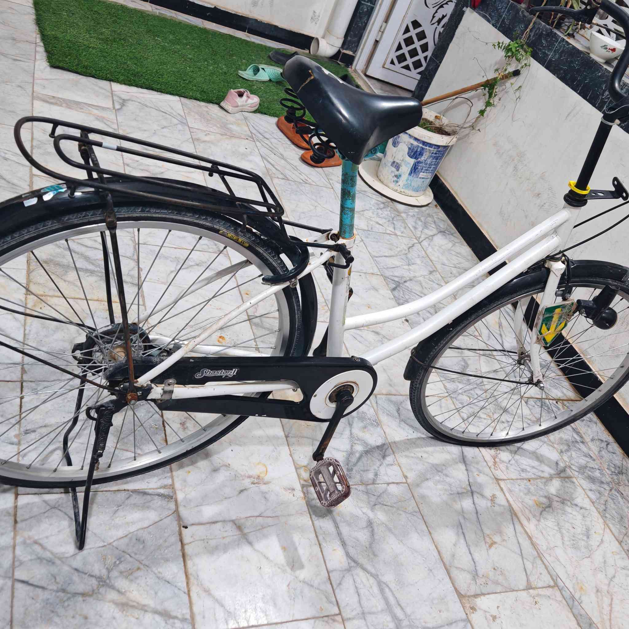 بايسكل بطه ٢٠٢٤ نضيف استخدام قليل
٨٠الف وبي مجال ***********
