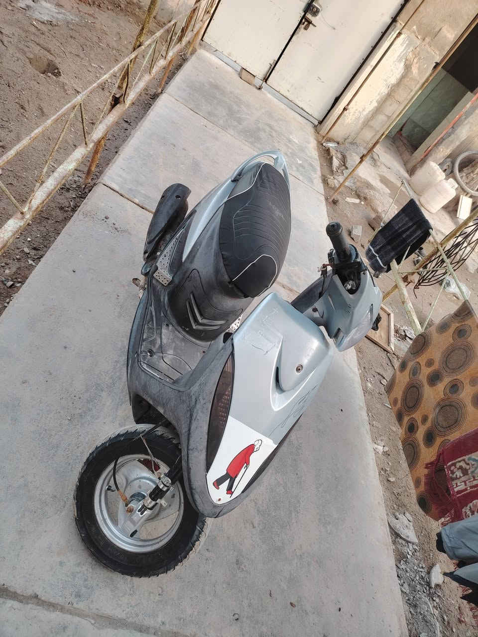 السلام عليكم ماكس عدله كلها بلاديه مختمه ختم واحد ويه المكينه بس شراي يجي وساب مكاني ابو الخصيب الاسمده ***********
سعر 800
