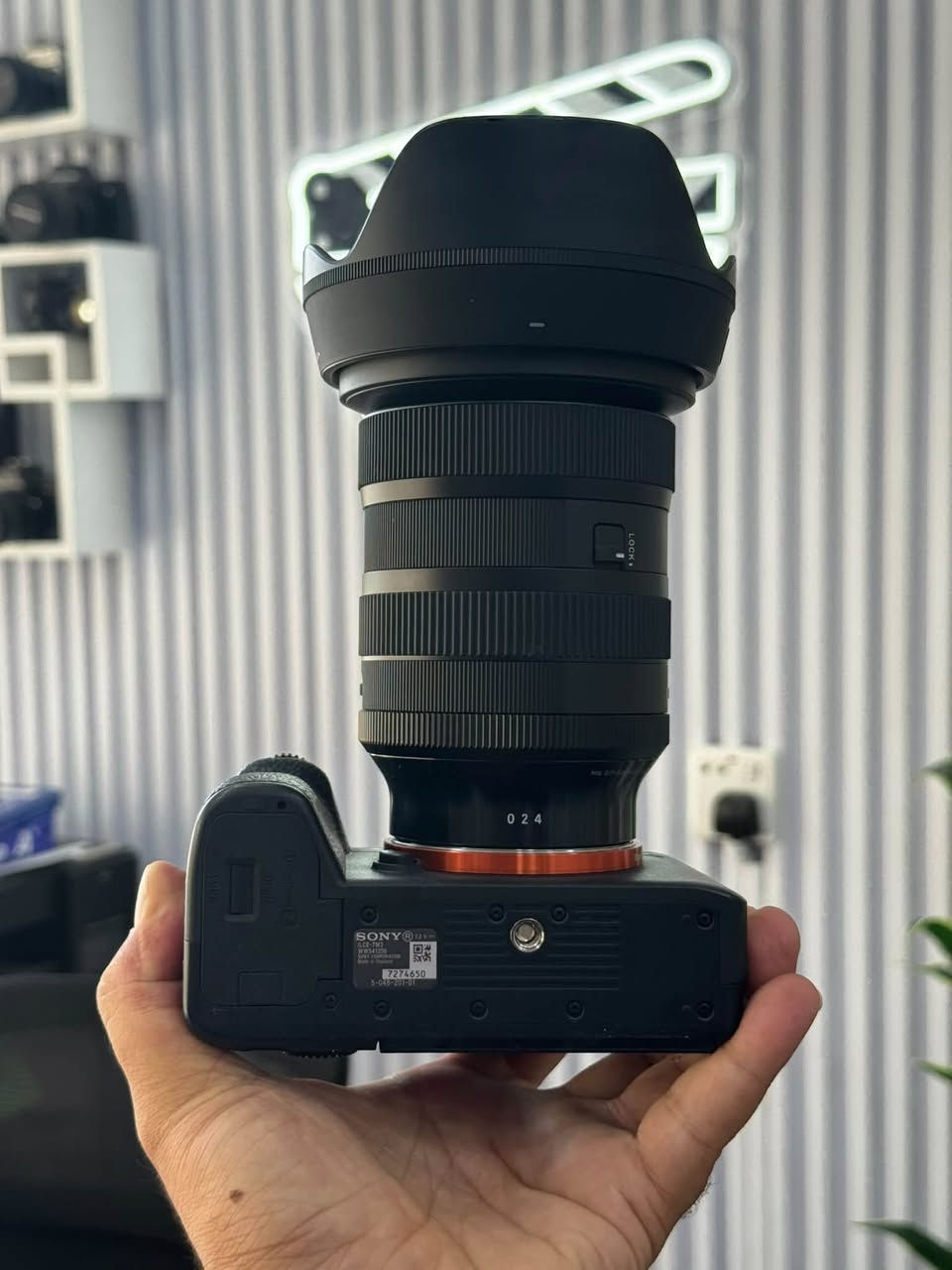 #daste_dw_مستعمل
——————————-
#sony a7 III body
lens sigma 24-70mm F2.8 DG DN mark 2
Shutter 9K
Clean 95‎%‎


**إذا كنت صاحب هذا الإعلان وتريد حذفه لأي سبب، رجاءا أرسل رسالة إلى الدعم الفني**