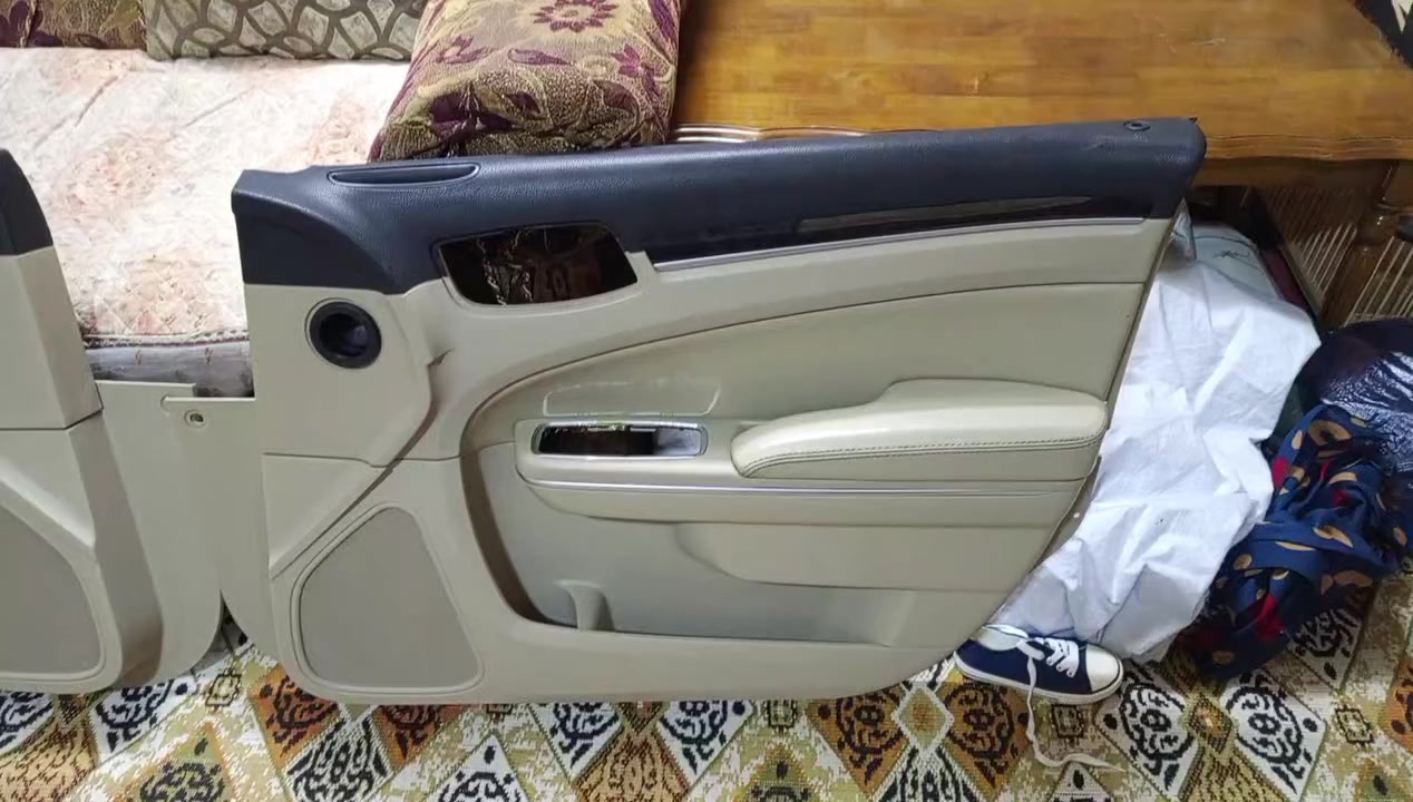 سلام عليكم ابطاين وبامه سعر200عضمات زوج سعر20فرس50جكمجه 15عضمات حزام 35صفاحيات فري 40شراي يتصل ***********
