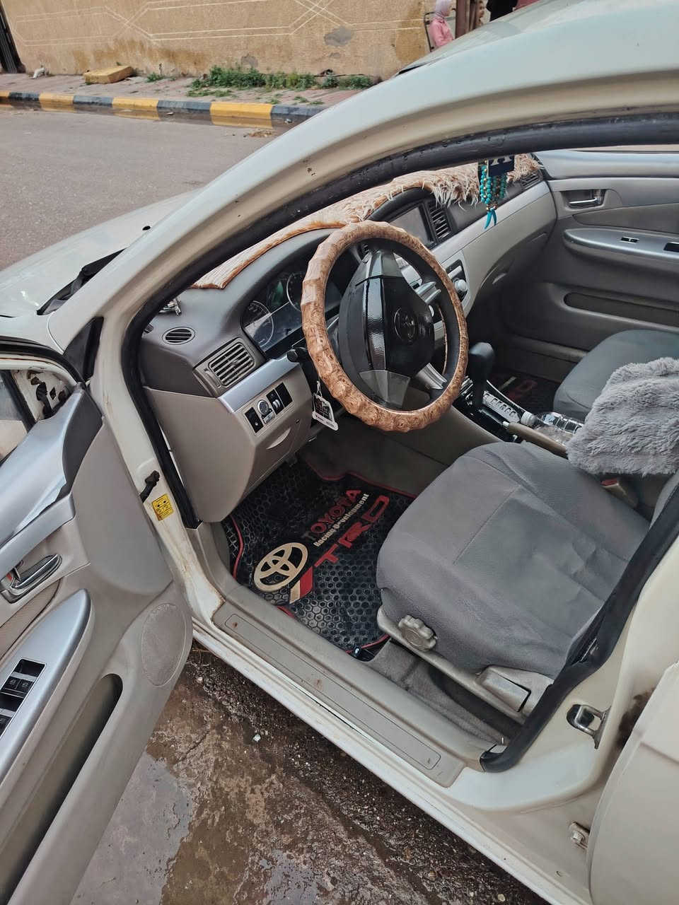 سلام وعليكم سيارة ليفان 620 مديل ١٣ مكينة وكير كولا اتوماتيك رقم بغداد صدامي بس ماندل راعيها اتكفل سرقه وعشاير وحجز مرور تبريد شغال كهربائيات شغاله السيارة فتحه تخم تاير جديد صدر خير من الله داخل غرفه كلها نضيفه شوفت العين مكان السيارة صلاح الدين قضاء بلد ٢٦ وبيها مجال قليل


**إذا كنت صاحب هذا الإعلان وتريد حذفه لأي سبب، رجاءا أرسل رسالة إلى الدعم الفني**