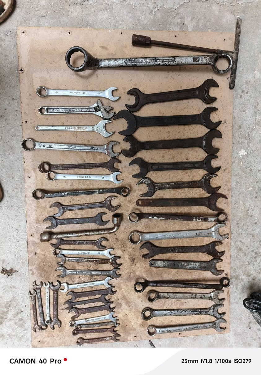 سباين اصليات كلهن ب٧٥ ألف وياهن بلايسات ودرنفيسات***********بغداد بي وتساب
