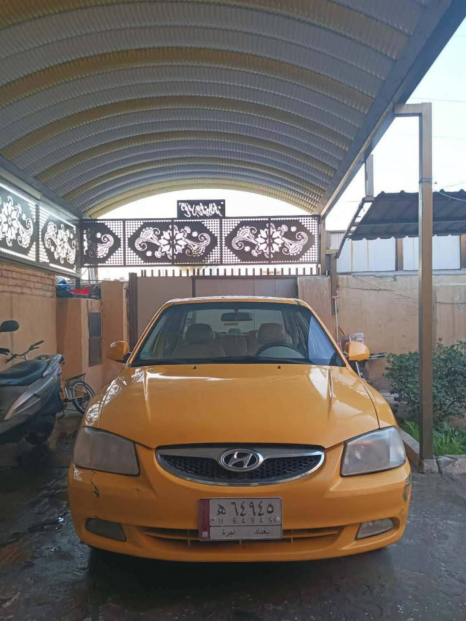 ‏سلام عليكم فيرنا 2014 سيارة باسمي ‏مكينة جديده هسه شاادلها مقفولة كير مقفول ￼هيه غرامات كل مصفرة ‏تخم ‏ ‏تاير جديدة صدر جديد السعر 70بي مجال بغداد ***********
