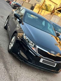 كيا K5 • ٢٠١٤ • دواخل جلد