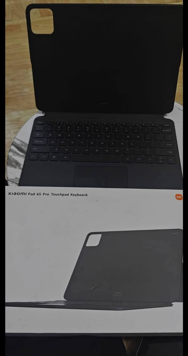 السلام عليكم ✨
غني عن التعريف Xiaomi pad 6s pro 
مواصفاته 
 معالج  Snapdragon 8 gen 2 
يشغل 120 فريم بوبجي
 ذاكرة 512 
عشوائية 12GB
حجم الشاشة 12.4
شاشة بترد 144 IPS
البطاريه🔋 10000mAh
يدعم شحن سريع 120W 
نضيف كلش✨
(((ويا كيبورد مال شركة  Xiaomi))) 
 ايباد فلاك شيب يعني فئة عليا لا اقتصادية ولا فئة متوسطة 
يرهم على كل العاب يرهم مونتاج و رسم و دراسة و كلشي
««السعر 580 الف»» وبي مجال 
التواصل 

 @إشارة


**إذا كنت صاحب هذا الإعلان وتريد حذفه لأي سبب، رجاءا أرسل رسالة إلى الدعم الفني**