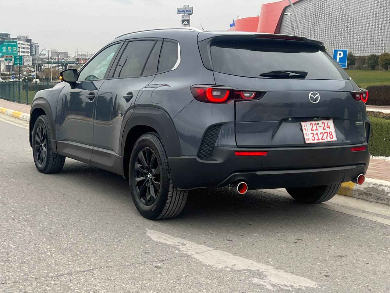 Mazda cx50 Perreferd 2024 مازدا 
مازدای cx50  

170$
کاتی دوو مانگی لەگەڵە
٧ هەزار ڕۆشتووە 
دەعامی بۆ دەعامی بەشەرت یەک دینار مەسرەفی نەبێت 
ئایەرباگی سوکان و داژبۆرد تەقیووە/ داژبۆردی بۆ گۆڕاوە کامل ئایەرباگ دانراوەتەو و سیتەم کراوە 
هیچ گڵۆپێکی داژبۆردی هەڵنەبووە✅
پارچە و نیوێکی بۆیاخە کەمێک ناوگرتنی هەیە ، بەشەرتی ڕەقەم و گێڕ و مەکینە و کارەبای و بەردی صالنصا و هەموو شتێک

مواسفات پریفێرد
دەبڵ ئەکسل  ،شاشەو کامێرا ،کامل ڕادار پێش و دوا و لاتەنیشت ،ئوتو هۆڵود ،دوگمەی سپۆرت ،لایت لید ،لایت ئۆتۆ ،فڵچە ئۆتۆ، بەصمەی دەرگا
کوشن هیتەر و سیستەمی هەوای دواڵ  و تەحەکوماتی سوکان و تحدید سڕعە ،سندوق جەگ و بەصمه، 
سێ مۆدی لێخوڕین  Normall-Sport-Ofrod
 

زۆر زۆر موشتەری نەبوویت بێزارمان مەکەن پارەی cx30کە 

            
 
شوێن سلێمانی 
WhatsApp & viber
***********
***********
