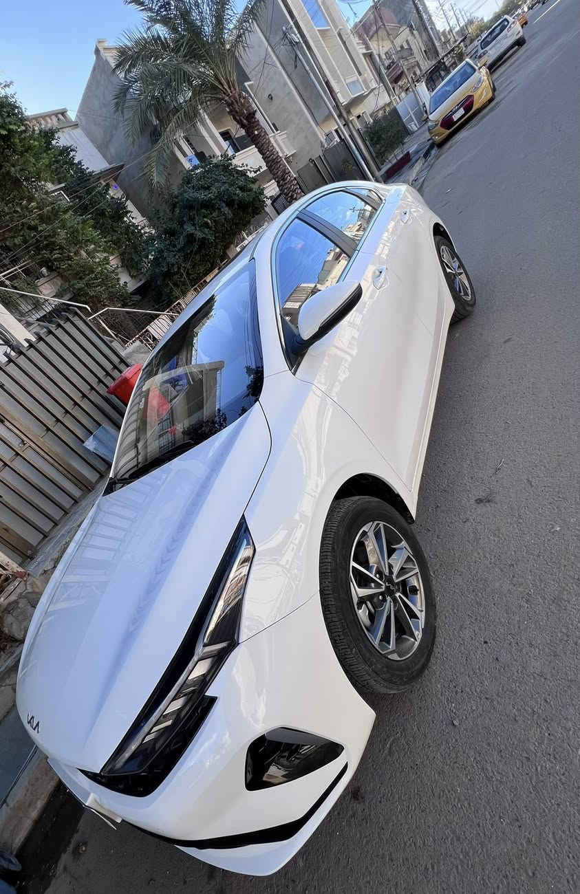 السلام عليكم سياره kia k3 موديل 2024
 رقم بغداد الجديد مواصفات فول مكفوله من البدي للبدي السعر 147 وبيها مجال مكانها بغداد حي القاهره الرقم *********** بأسمي تحويل مباشر بالعافيه على الياخذها
