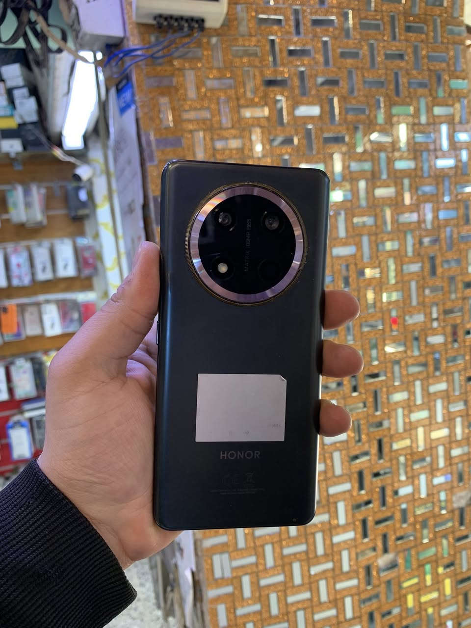 هونر X9c
ذاكره 256 .
عشواي 12
مستبدل عدسة مال كامره خلفية فقط وشركه .
جهاز بلاد ع وضع شركه وضمان سنه .
سعره 250 الف .
م رمادي
***********
