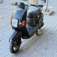 ماكس بوليس 2006 ختم واحد دراجه نضيفة محرك ما مفتوح  الاستفسار اتصل عل ...