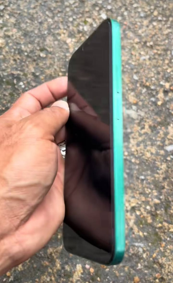 السلام عليكم جهاز HONR X8bكلش نضيف شخط مابي ذاكره 512فول الجهاز سلاسه شحن سريع بطاريه عاليه شرط تفحصه شخط مابي جهاز راقي الله شاهد للبيع مكاني نجف سعر 210قفل /رقمي للتواصل ***********
