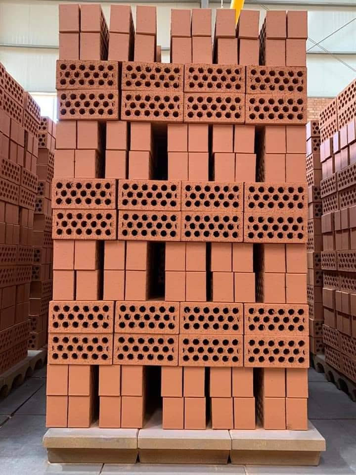 يعلن مكتب الخليج الوكيل الحصري لطابوق الجمهوري 

عن قرب وصول طابوق ( آشــور )  بكميات كبيره 
للحجز والاستفسار الاتصال على الارقام التاليه  

***********
***********

او مراجعة المكتب الكائن على شارع 60 قرب مستشفى الرازي

مكتب الخليج الوكيل الحصري للطابوق الجمهوري
