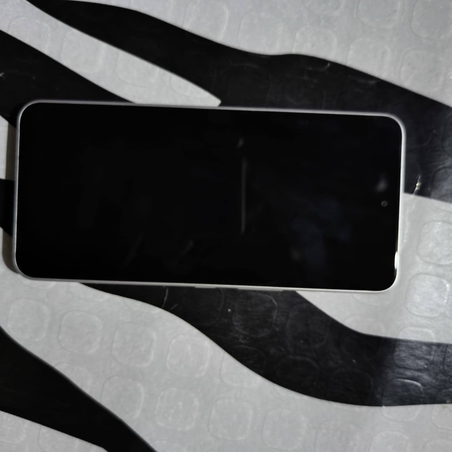 جهاز تكنوو شرط مامستخدم اقل من شهر
ذاكره ٢٥٠  اذا عندك مراوس عادي السعر خاص


**إذا كنت صاحب هذا الإعلان وتريد حذفه لأي سبب، رجاءا أرسل رسالة إلى الدعم الفني**