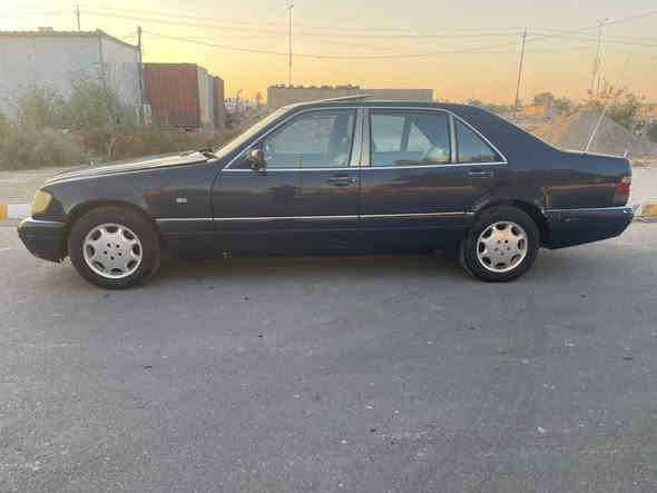 السلام عليكم مارسيدس للبيع موديل93محرك بلادي سنويه27 اسمي شرط تحويل سعر65بيه مجال قليل مكان واسط قضاء الحي ***********/***********
