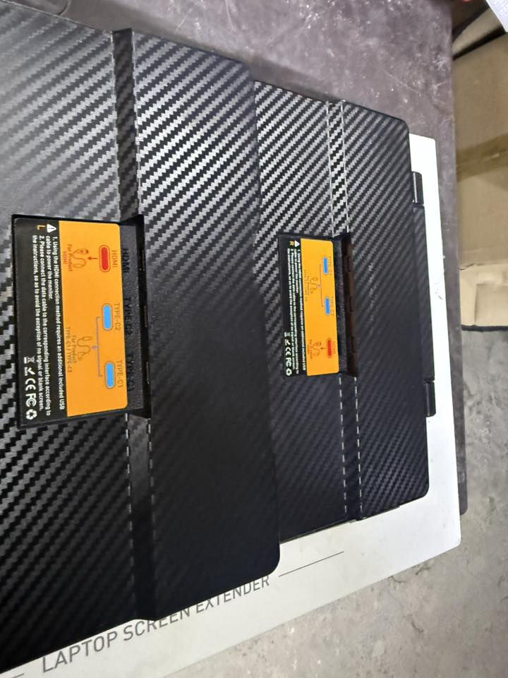 السلام عليكم 
شاشة لابتوب ثلاثية
تضيف شاشتين للابتوب وتصبح عندك 3 شاشات للعمل أو الدراسة. بيه مشكله فقط كسر بالقلابة بس تشتغل الشاشتين تكدر اشغل كل قطعة بصفحة او اثنينهم سوا 
وتكدر تلحمهم بس اني ابيعه ع وضعها
مع العلم جديده لوك مع مخارج تايبسي الحديث

ادفع سعر ياليرضي الله وبالعافية


**إذا كنت صاحب هذا الإعلان وتريد حذفه لأي سبب، رجاءا أرسل رسالة إلى الدعم الفني**