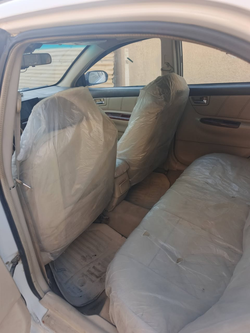 السلام عليكم بيوايدي اف٣ 2010بسمي بدون حادث فقط دوس معمره خياس تبريد شغال تخم تاير باتري كلج جديد كهربائيات شغاله سعر42وبيها مجال اتصال***********
