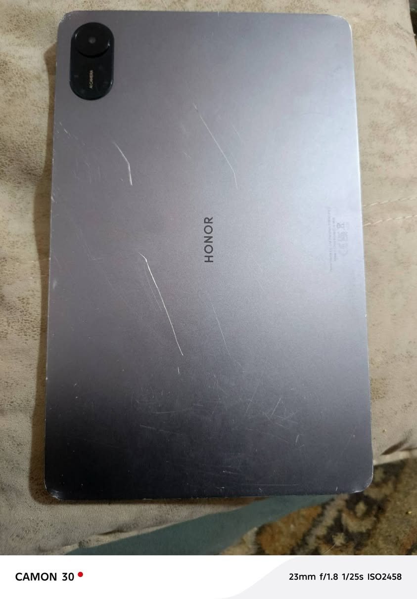 السلام عليكم ايباد هونر اكس 9 تبعكره 128 جهاز نظيف ما مفتوح بس شاصيه شويه مشخط نفس ما واضح بالصور مراوس فقط بايباد او موبايل حسب القناعه


**إذا كنت صاحب هذا الإعلان وتريد حذفه لأي سبب، رجاءا أرسل رسالة إلى الدعم الفني**