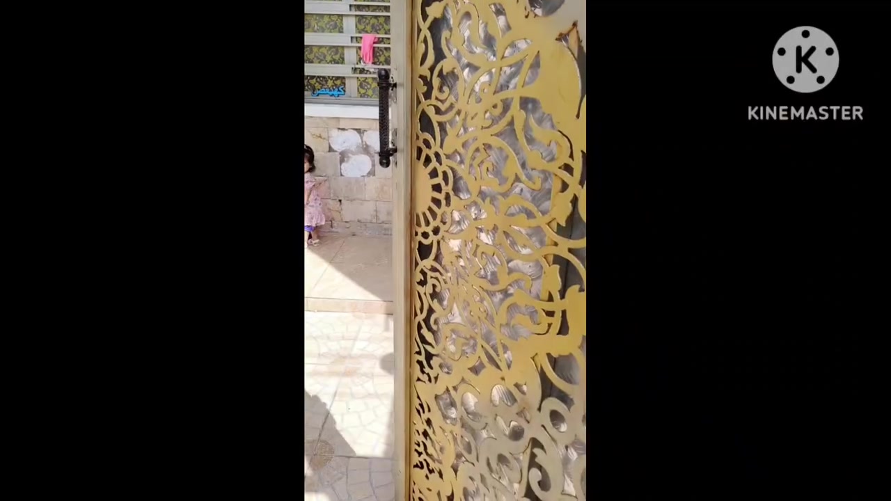 بيت للبيع طابو صرف المساحة ١٢٥ م 
حي الرئاسة_شارع عشرين_قرب شارع السادة و مكتب الزعيم
بناء جديد كما موضح بلفيديو
السعر ١٥٥ وبي مجال
***********
