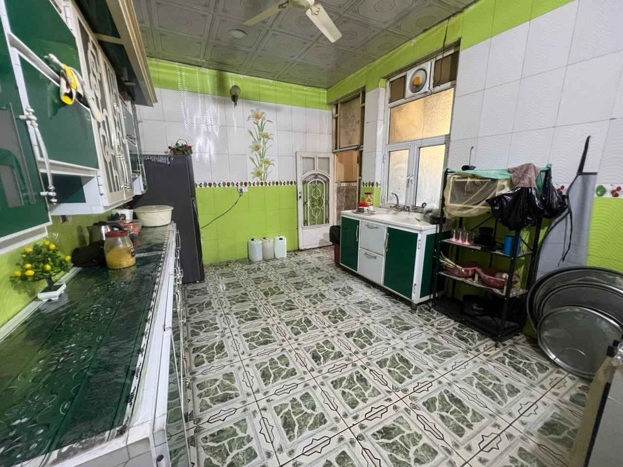 بيت بالحكم طابقين موقع مميز على شارع تجاري مقابل صيدلية زمزم يحتوي على محلات عدد ٢
و٥ غرف وبراني
مكتب الريف السكك الزراعي مقابل حسينية الكوثر ***********
