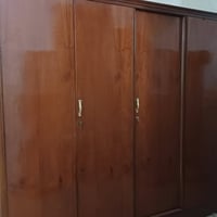 غرفه للبيع خمس بيبان نضيفه احله من الصوره السعر 550 الشراي يراسلني خاص...