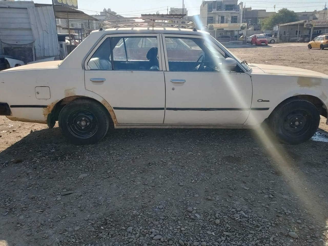 كرونه 80 للبيع سياره جاهزه محرك كير تبريد جديد صدر جديد تخم تاير جديد مكاني بغداد البياع السعر 30 هاتف ***********
