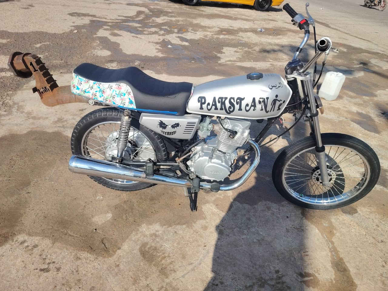 البيع شاصي 16وراق صولي بليته موجوده ومكينه 24مفتوحه ولفات بس ***********
