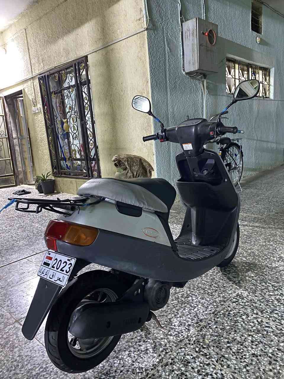 السلام عليكم 
للبيع بطه دبل سكليتر 2003 مكينه جديده ناعمه شلعه ومشي فول مفتوحه مره وحده كهربائيات كله شغاله سلف هندر اشاير  هور لايت بك لايت سطاب كله شغال دبلات جدد زوج تايرات جدد دراجه علبلاد ومالجنيان سعره ٣٥٠ وبيه مجال قليل رقم ***********    مكاني طوريج
