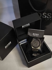 BOSS GQ • كوارتز ياباني • قطعتين فقط