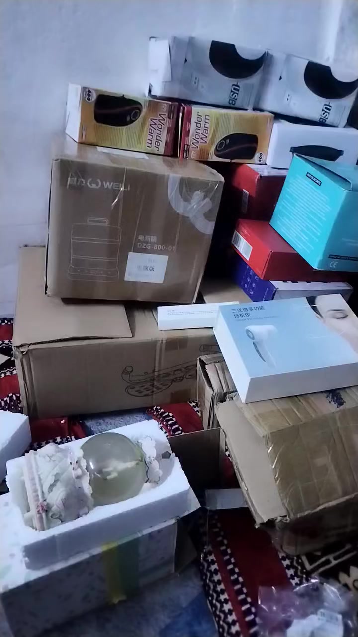 شلعه وحده سويته فيديوهات 2
سعرها عل خاص ادخل وتدلل 
وياها هديه هم


**إذا كنت صاحب هذا الإعلان وتريد حذفه لأي سبب، رجاءا أرسل رسالة إلى الدعم الفني**