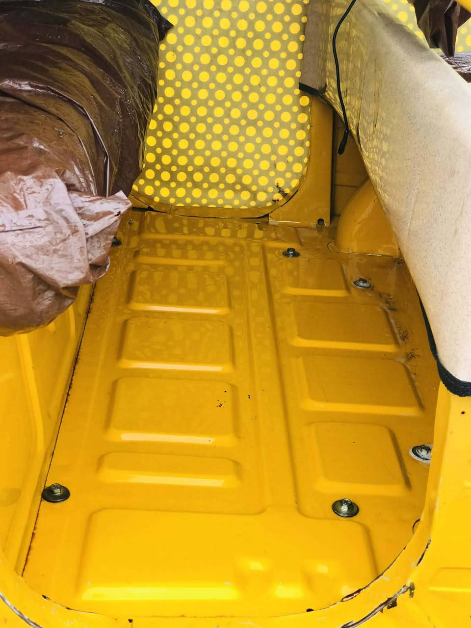 سلام عليكم شباب
تكتك للبيع 2020 شهر 11 بلاديه مكينه وكشر وكهربايات كله كامله تكتك بس سنويه ما مستلم لوحات مكاني بغداد سعر ٥٧٠٠ بي مجال قليل تصال ***********.
  وتساب ***********
