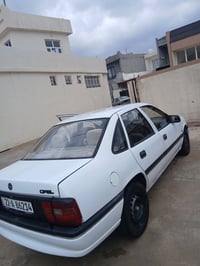 أوبل • ١٩٩١ • ماكينة 2.0 بنزين