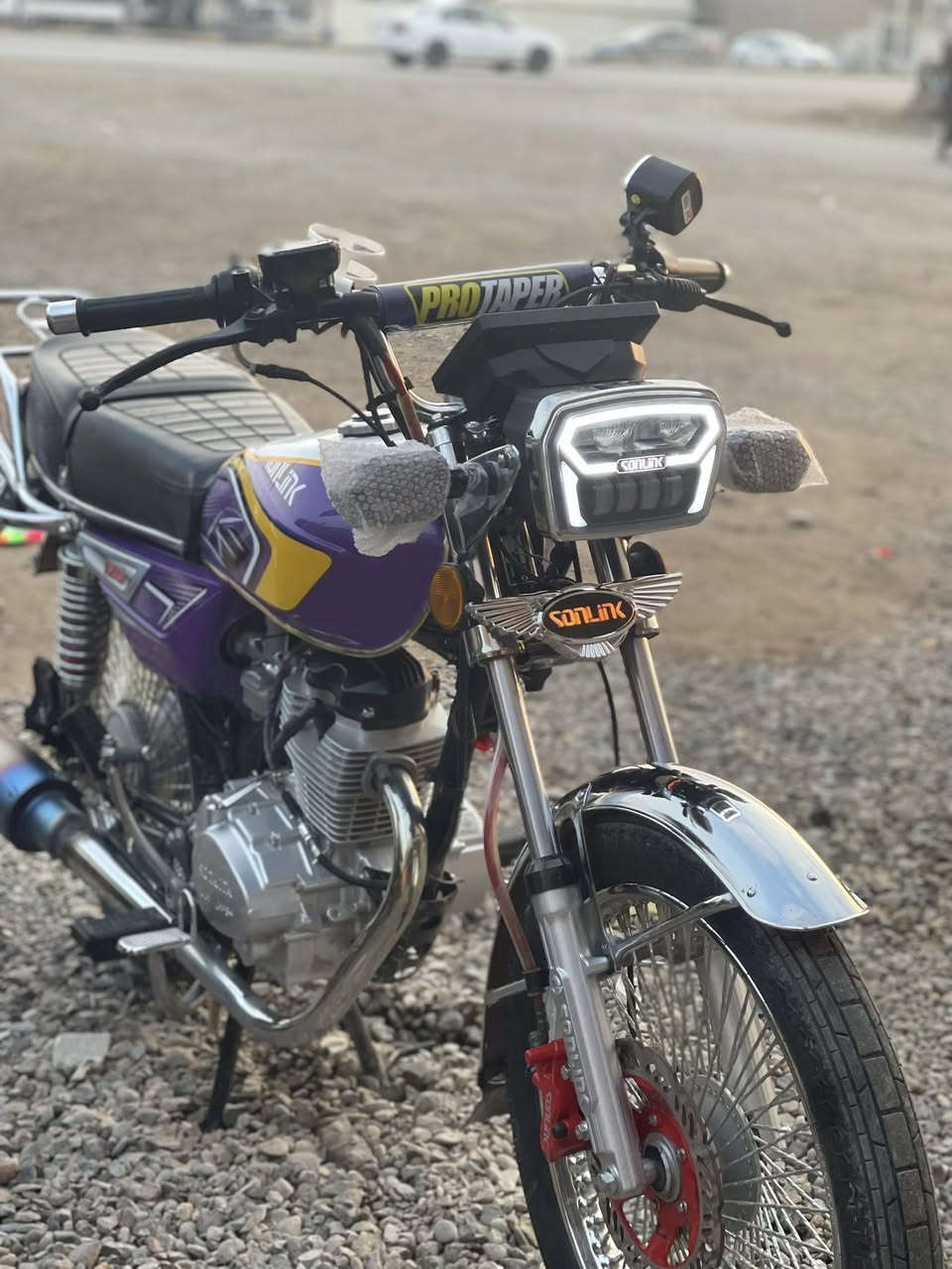 سلام وعليكم تايكر 2025 للبيع ما متواجد خاص مكاني ديالى شهربان *********** صلنصه مالتها البلاديه عيبها شي واحد بس الدشبول طافي بس عده اكفلها من الشخط ✨
