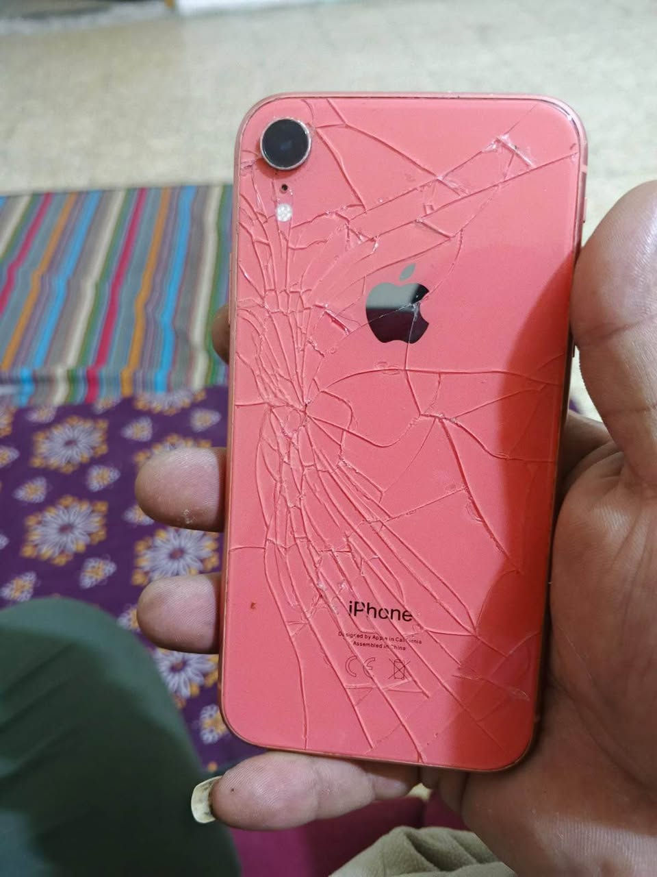 سلام عليكم آيفون اكس آر الذاكره ١٢٨ حاله بطاريه ٧٣ جهاز غير مفتوح فقط ضهر مالته مكسور جهاز نضيف سعر 225 وبي مجال حك جيه العنوان بغداد كراده قريب ساحت فردوس هذا رقمي *********** بغداد, العراق
