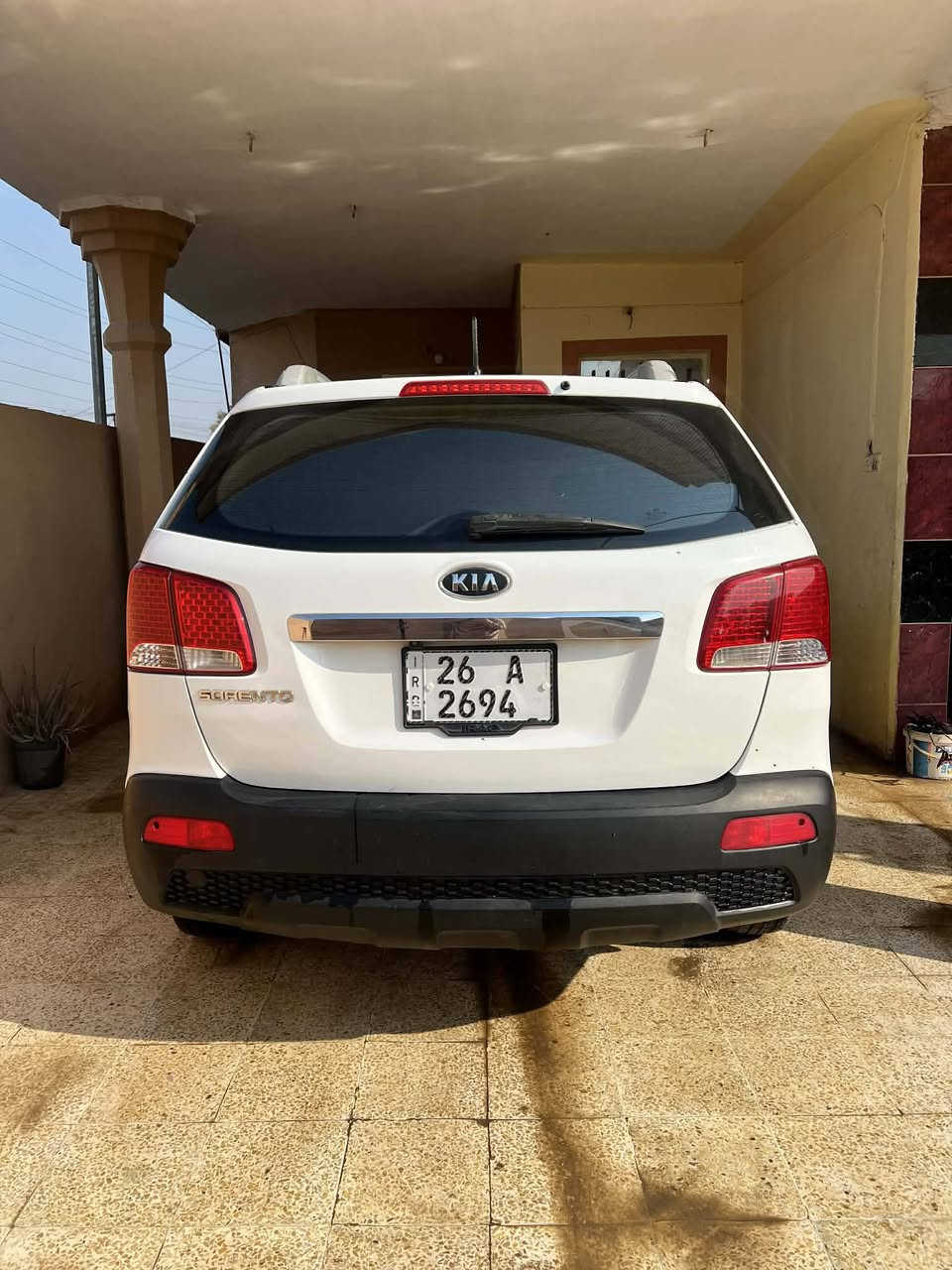 السلام عليكم اخوان سياره نوع سورنتو موديل 2012 خليجي 7 راكب كلين بدون صبغ محرك 4 دوش سنويه بأسمي السعر المطلوب 148 للأستفسار الأتصال على الرقم /*********** /مكان السياره صلاح الدين قضاء الشرقاط
