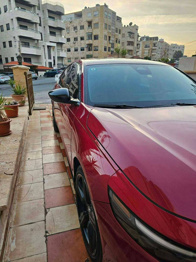 🚗 للبيع – هوندا أكورد 2024 سبورت هايبرد
 
للاستفسار الاتصال + واتساب 📲
          ***********

📌 الموديل: Honda Accord
📌 السنة: 2024
📌 الفئة: Sport
📌 الممشى: 24,300 كم
📌 المحرك: هايبرد (بنزين + كهرباء)
📌 اللون: أحمر
📌 اللوحة: بغداد
📌 الحالة: نظيفة جدًا – استخدام شخصي
✨ المواصفات:
✔️ صرفية وقود ممتازة جدًا
✔️ إضاءة LED أمامية وخلفية
✔️ شاشة كبيرة + نظام ترفيه
✔️ تشغيل بصمة
✔️ أنظمة أمان ورادار
✔️ قيادة ناعمة وشكل رياضي
📍 الموقع: بغداد
ملاحظه الضرر قطعه واحدة بغداد, العراق
